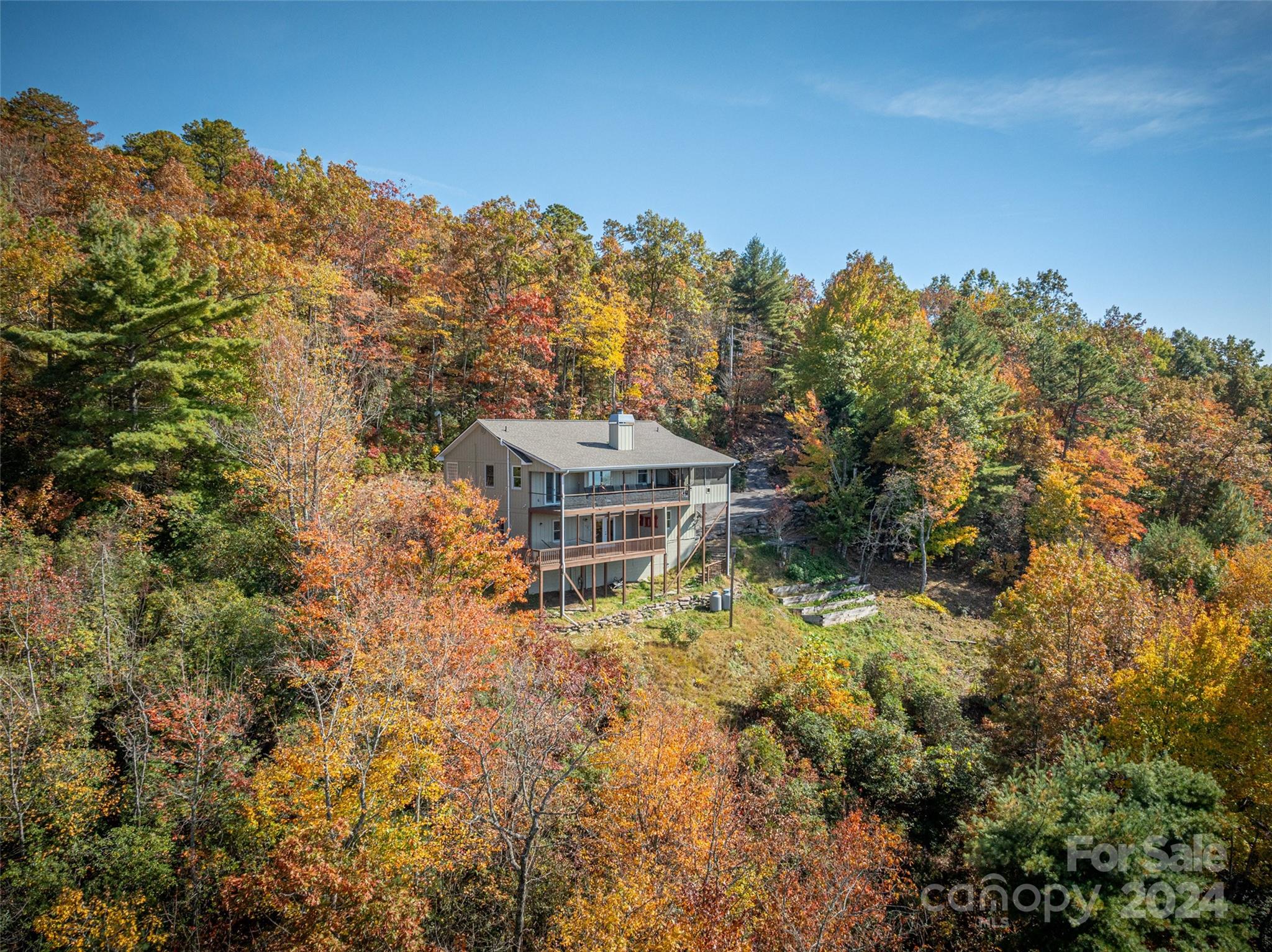 Property image 3 of 47 Ruffed Grouse Road in Ridge Haven, Brevard, NC 28712