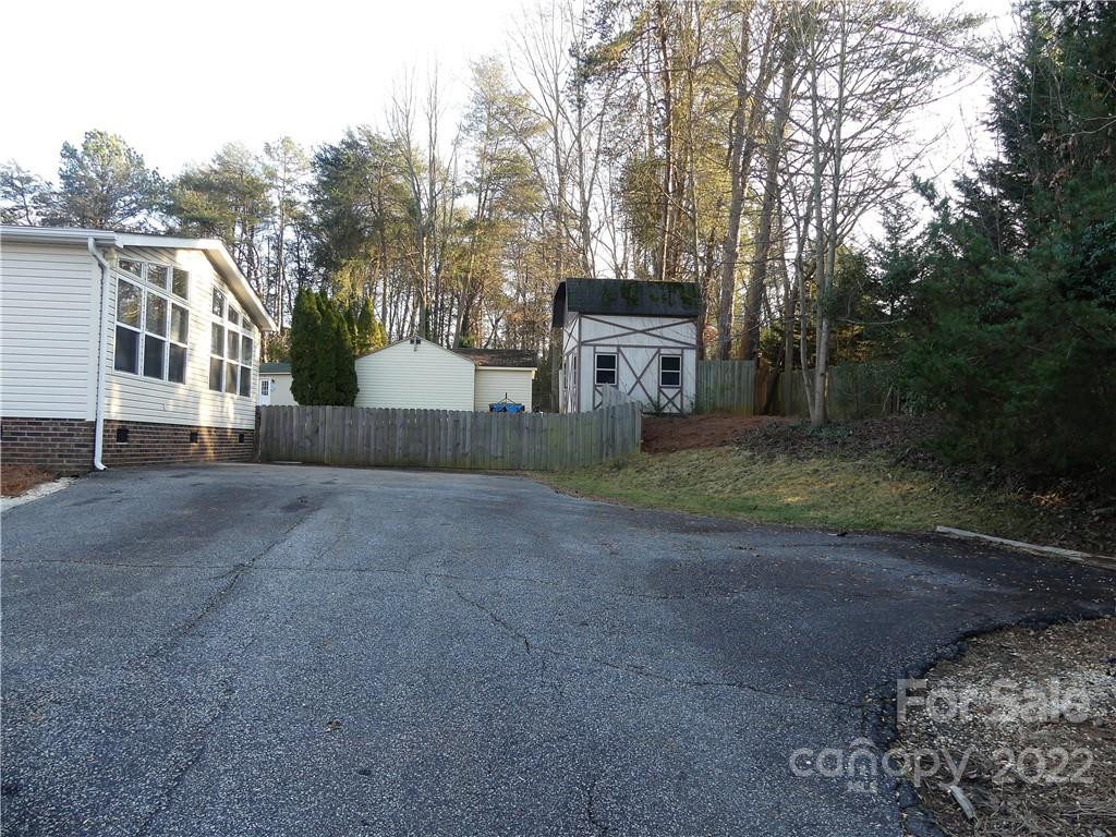 Property image 3 of 7781 Skyline Drive in Mobile Home Estates, Sherrills Ford, NC 28673