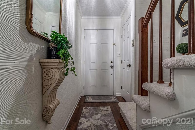 Property image 2 at 1330 5th Street, Hickory, NC 28601
