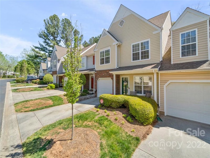 9023 Scotch Heather Way