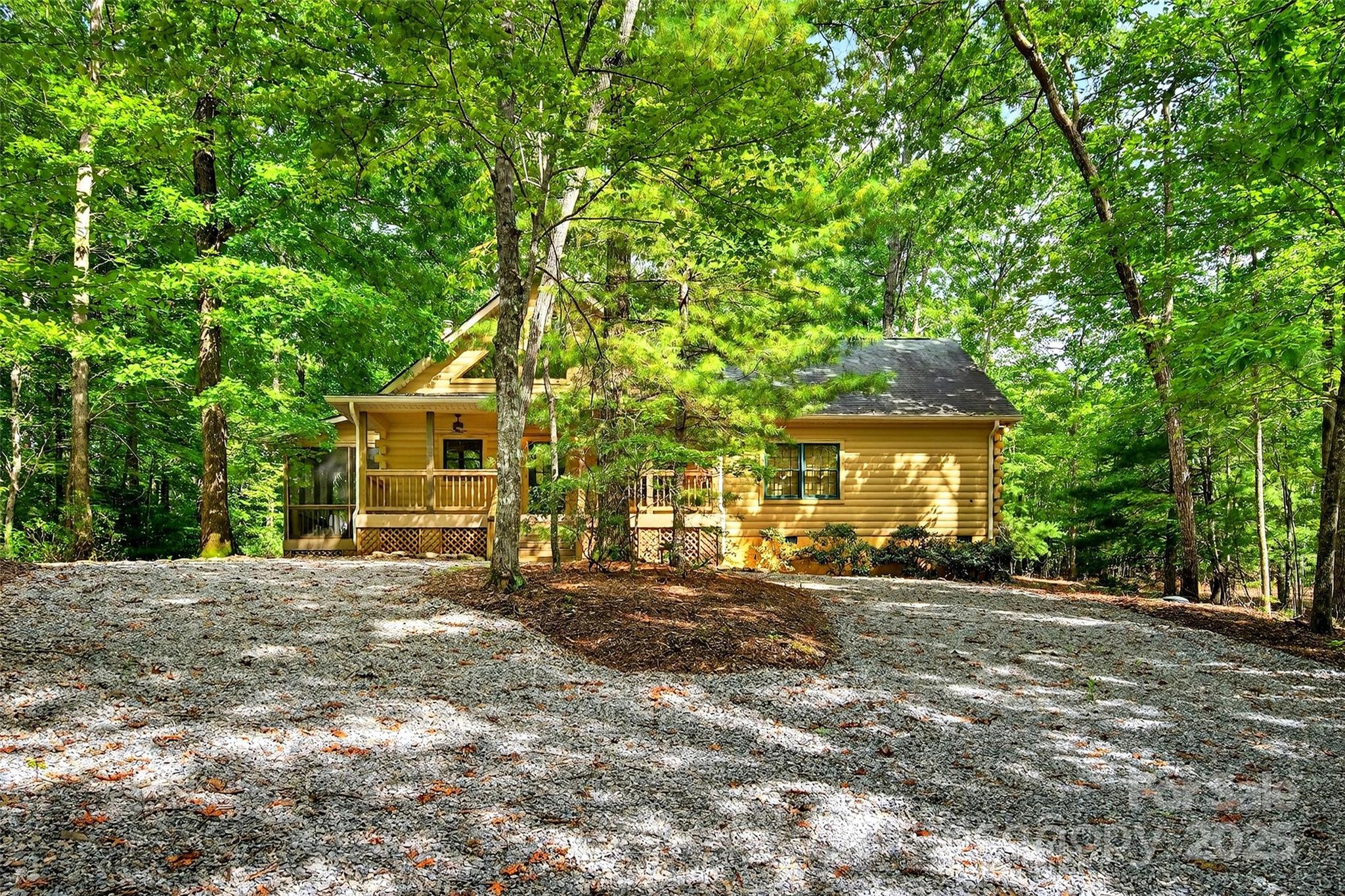 Property image 2 of 240 Ravenswood Road in Forest Heights, Marion, NC 28752