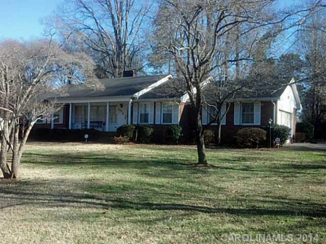 Property image 3 of 302 Larry Drive in Brookdale, Kannapolis, NC 28083