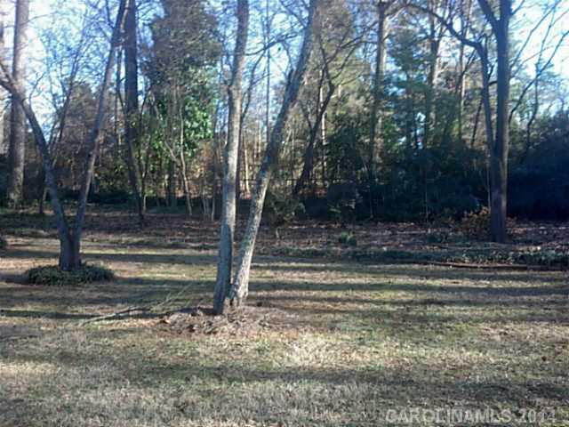 Property image 5 of 302 Larry Drive in Brookdale, Kannapolis, NC 28083