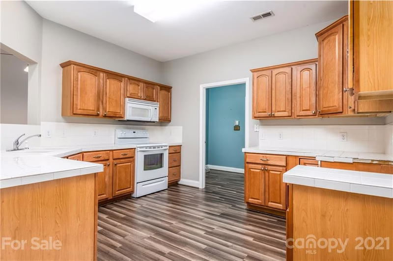 Property image 4 at 2721 Touchstone Circle, Newton, NC 28658