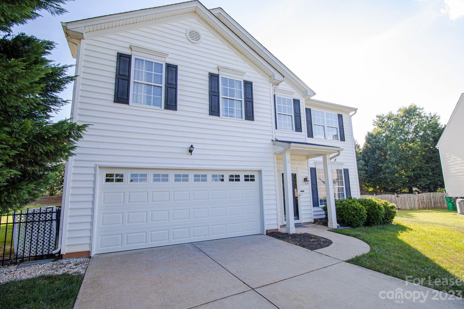 Property image 2 of 3832 Staunton Road in Weddington Ridge, Matthews, NC 28105