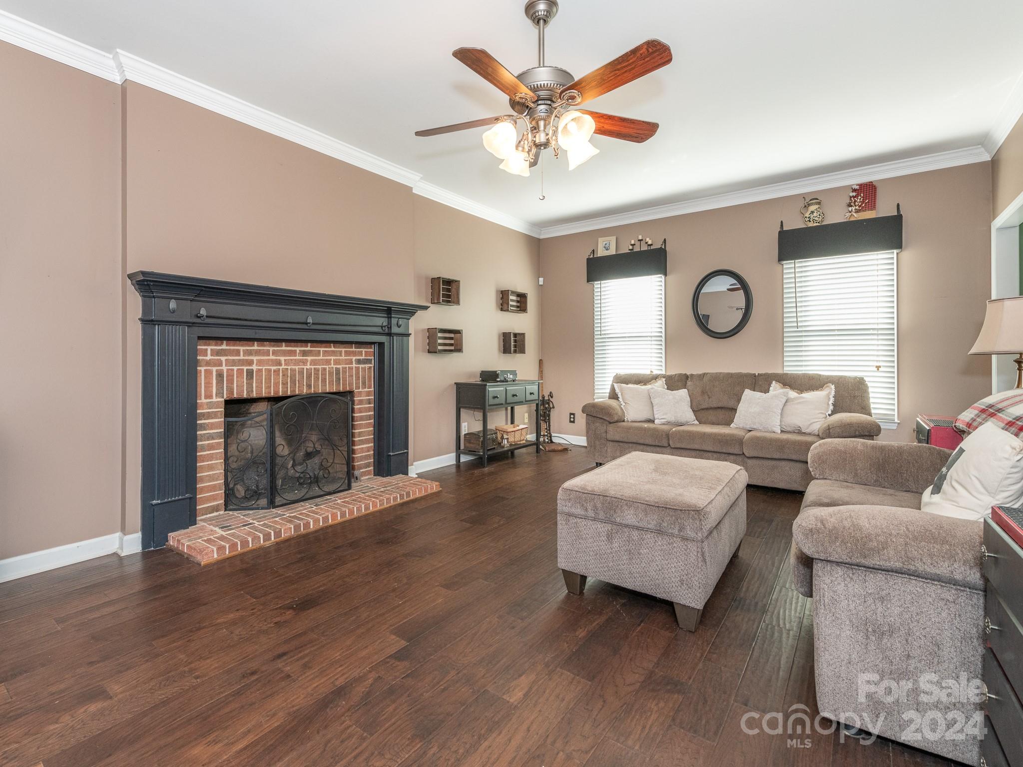 Property image 2 of 1622 Village Court in Colony Woods, Gastonia, NC 28054