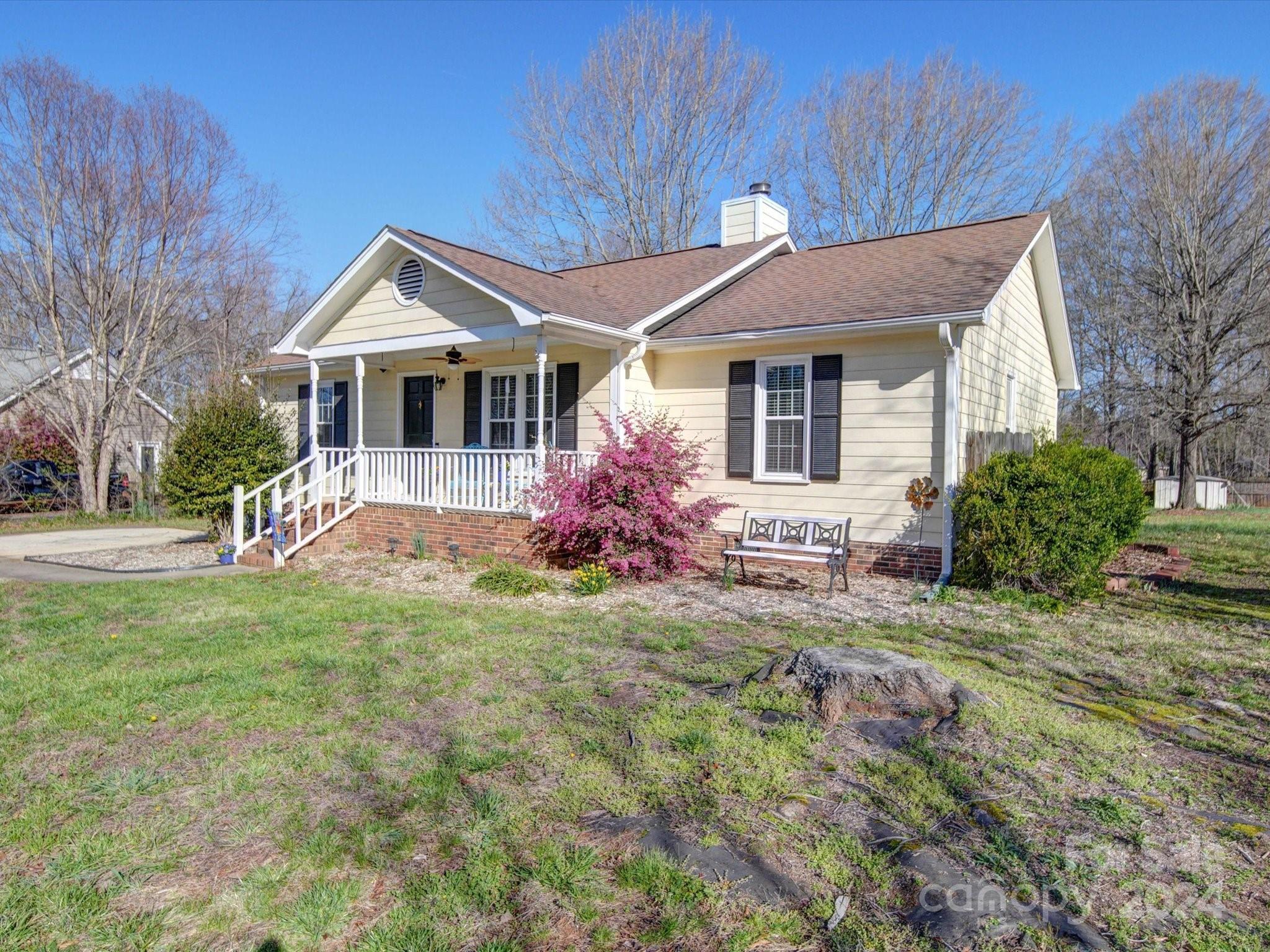 Property image 3 of 2725 Faircroft Way in Sandalwood, Monroe, NC 28110