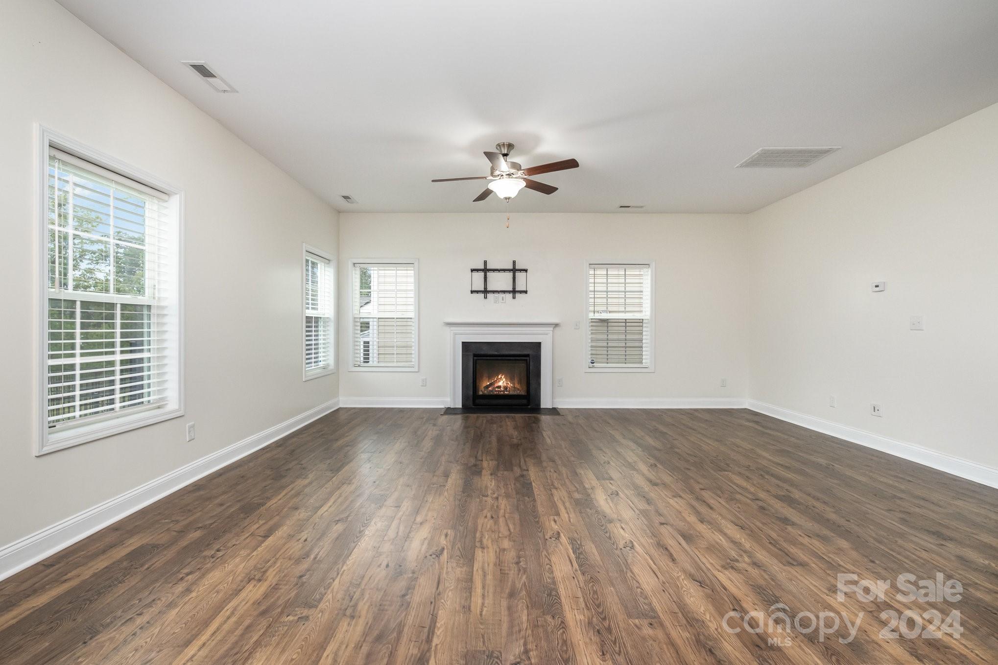 Property image 5 of 4862 Durneigh Drive in Kellswater Bridge, Kannapolis, NC 28081