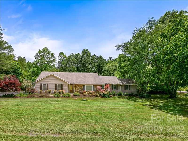 Property image 2 at 223 Raintree Drive, Hendersonville, NC 28791