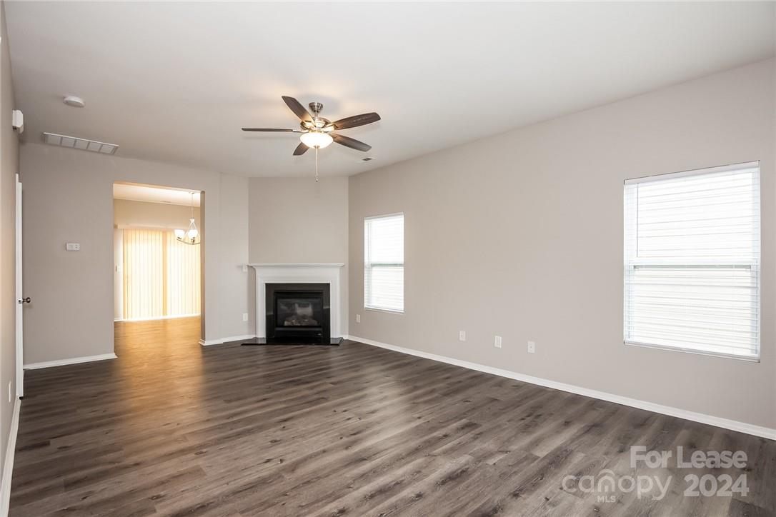 Property image 4 of 1030 Black Oak Drive in Willow Creek, Gastonia, NC 28054