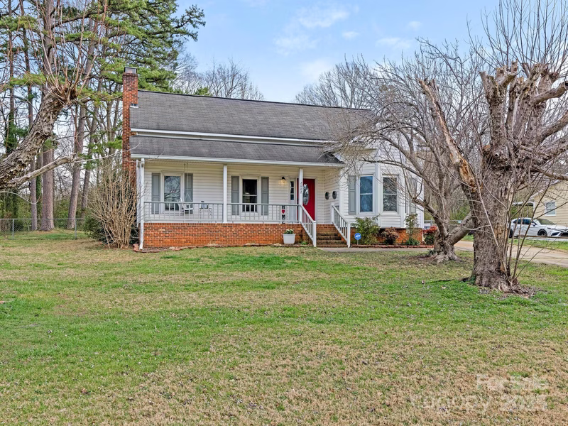 2602 Cherokee Court
