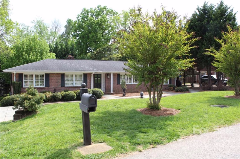 305 Odell Street