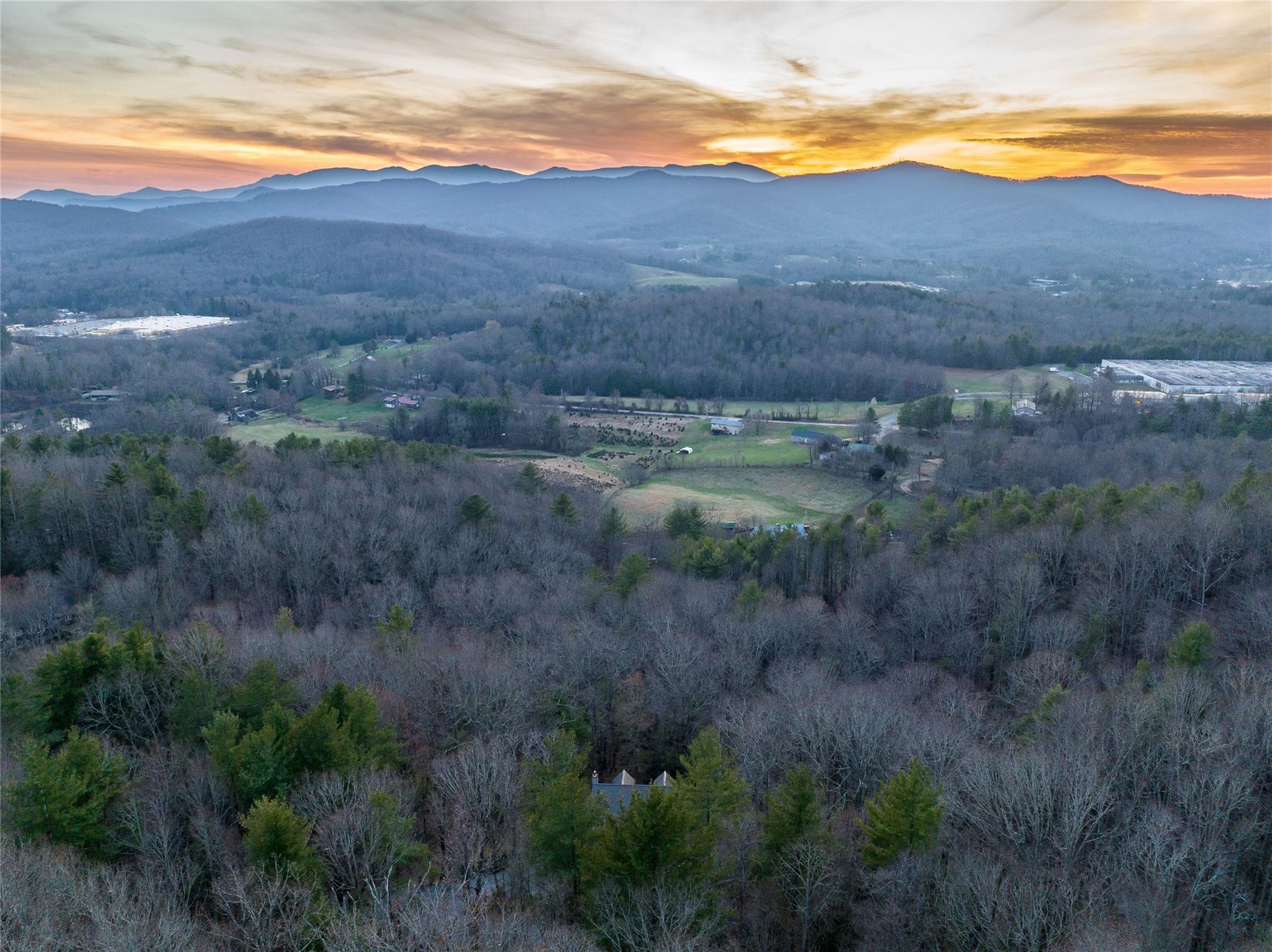 Property image 3 of 207 Branch Road in Apple Mountain, Spruce Pine, NC 28777