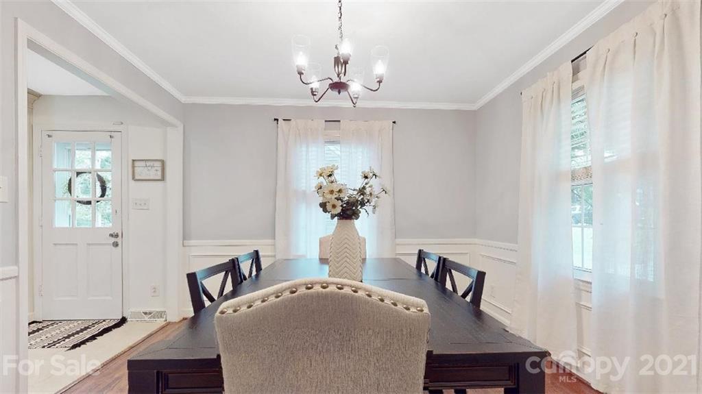 Property image 4 of 6336 Saint John Lane in Sharon Hills, Charlotte, NC 28210