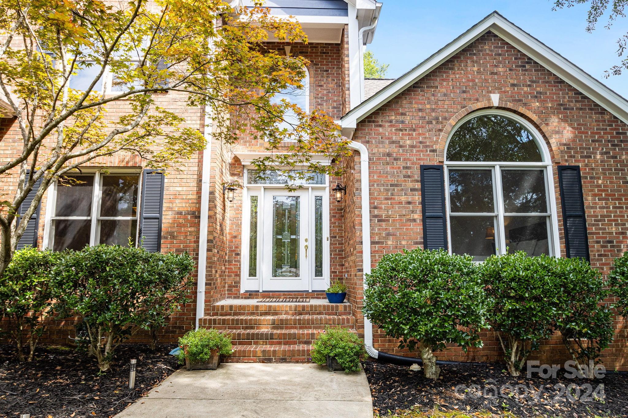 Property image 2 of 520 River Oaks Lane in Wimbledon, Charlotte, NC 28226