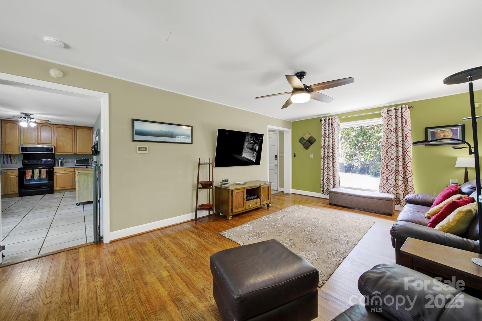 Property image 3 of 7009 Rockledge Drive in Starmount, Charlotte, NC 28210