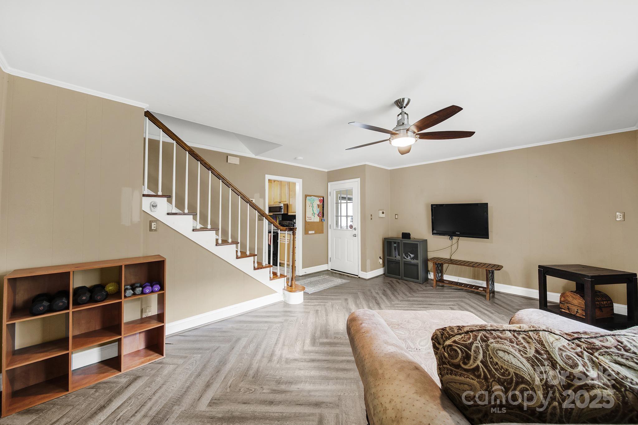 Property image 5 of 7009 Rockledge Drive in Starmount, Charlotte, NC 28210