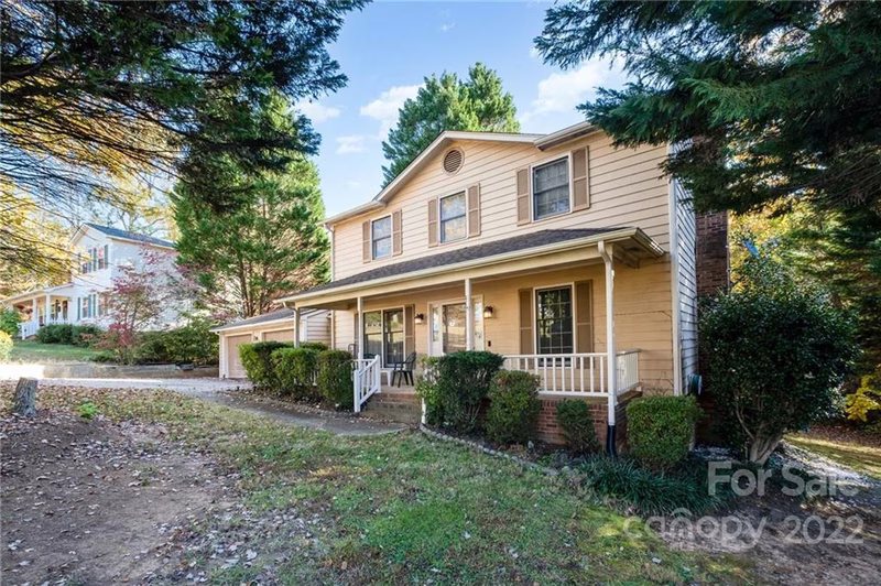 Property image 2 at 2709 Stockwood Drive, Gastonia, NC 28056