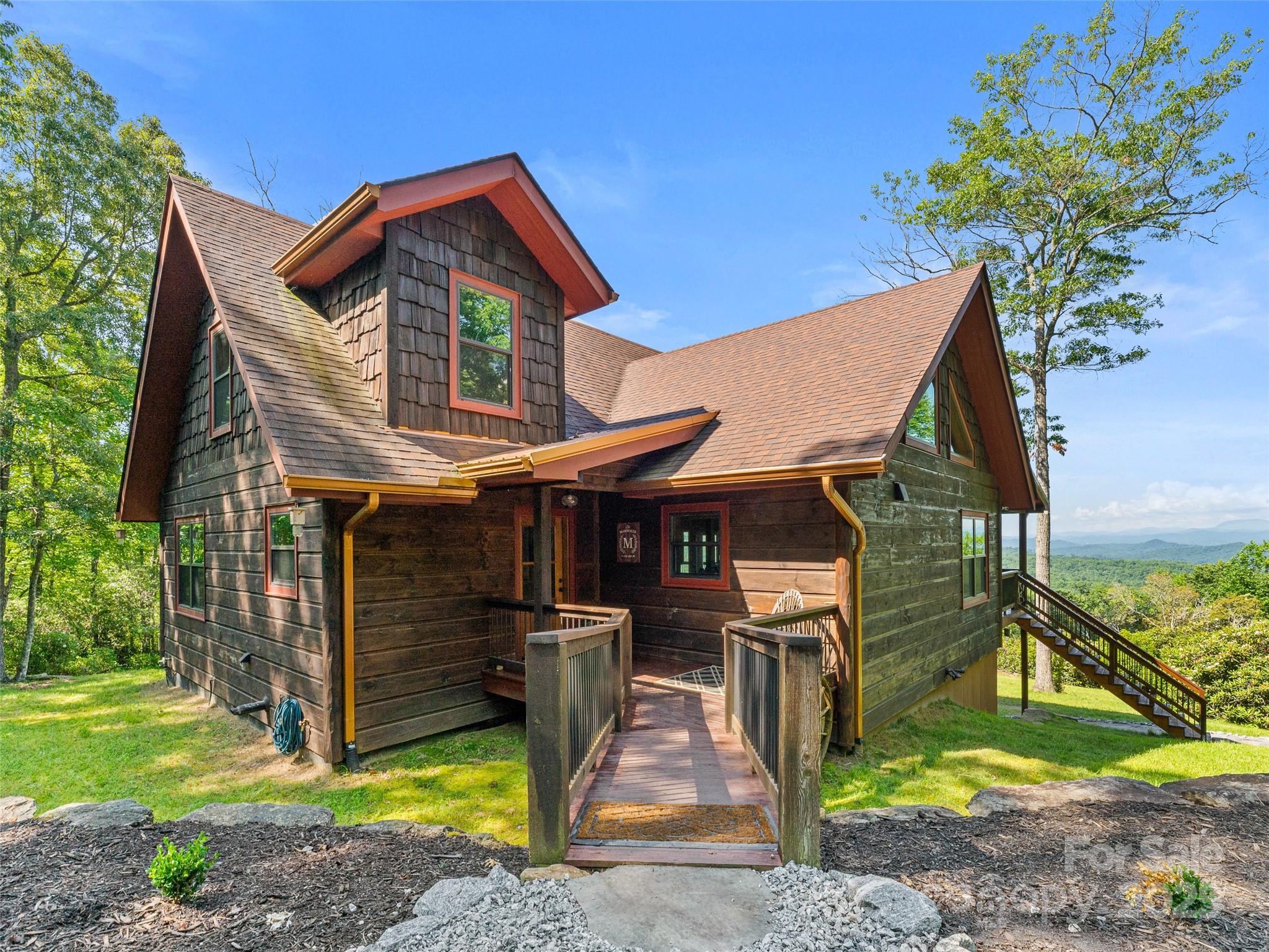 Property image 2 of 1909 Kentwood Lane in Blue Ridge Overlook, Pisgah Forest, NC 28768