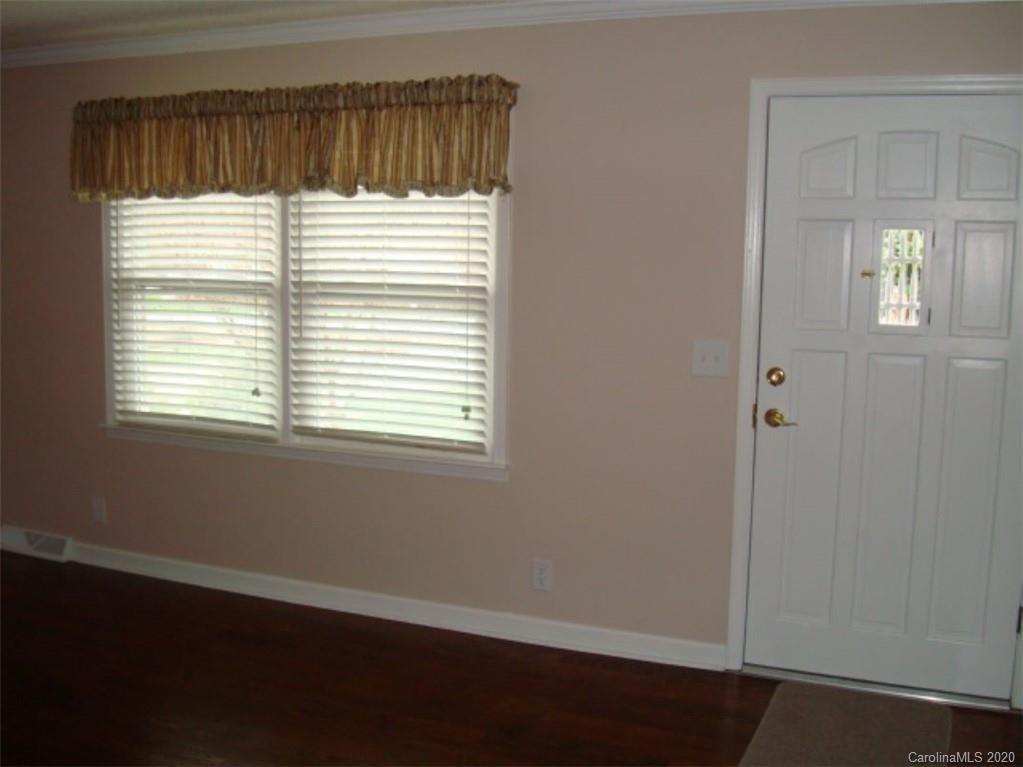 Property image 2 of 1613 Caromar Place in Taymor, Concord, NC 28027