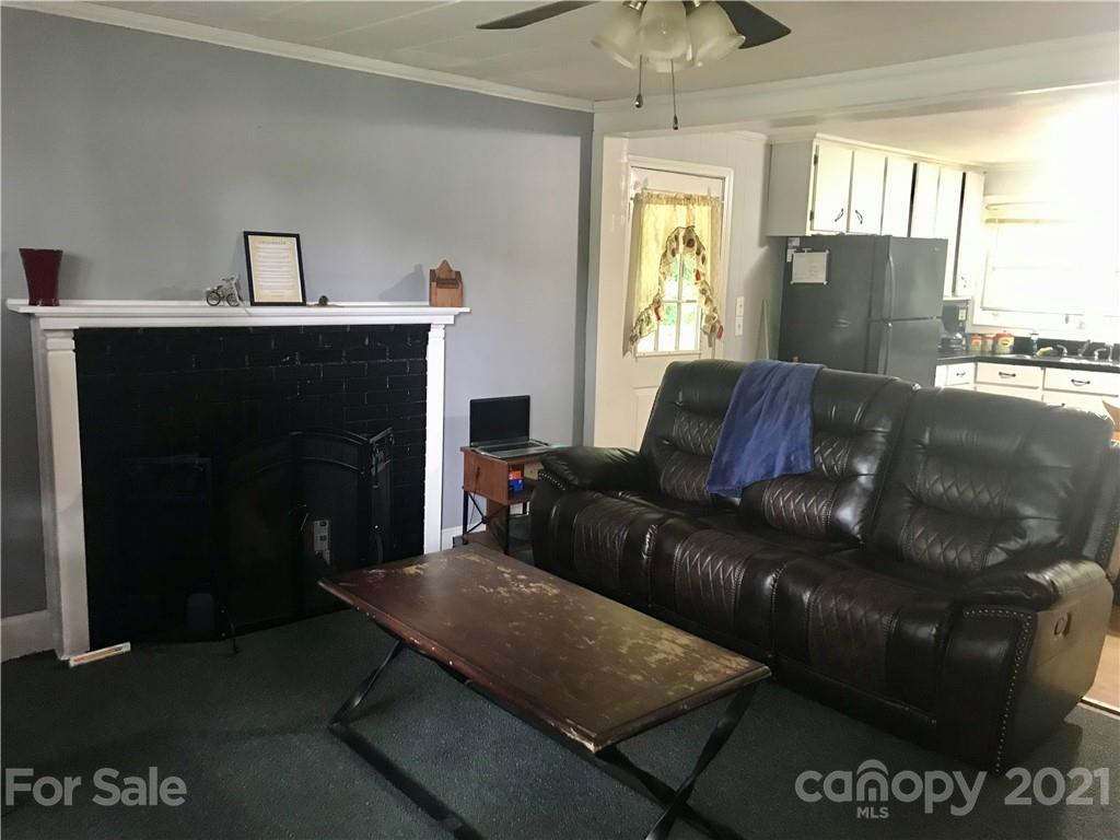 Property image 2 of 1116 Elm Street in Sunset Hills, Albemarle, NC 28001