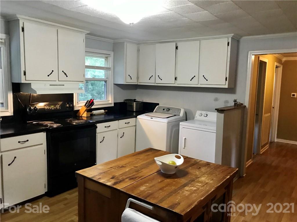 Property image 4 of 1116 Elm Street in Sunset Hills, Albemarle, NC 28001