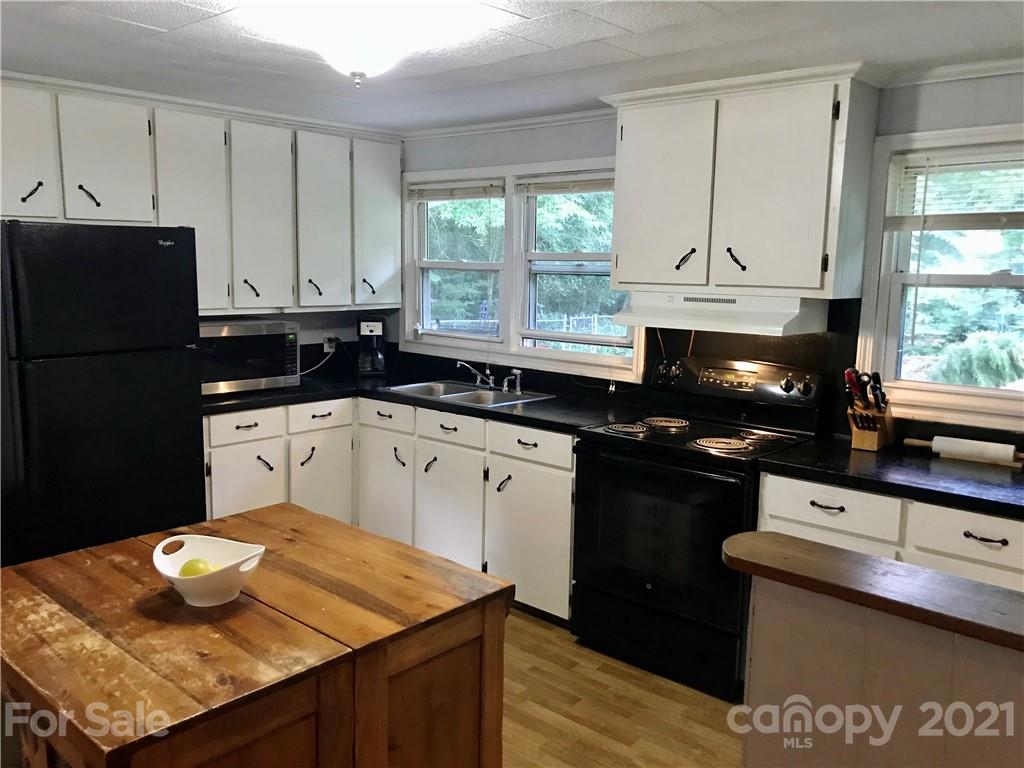 Property image 5 of 1116 Elm Street in Sunset Hills, Albemarle, NC 28001