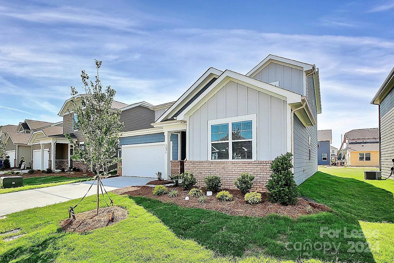 Property image 2 of 5026 Markfield Lane in Weddington Pointe, Monroe, NC 28110