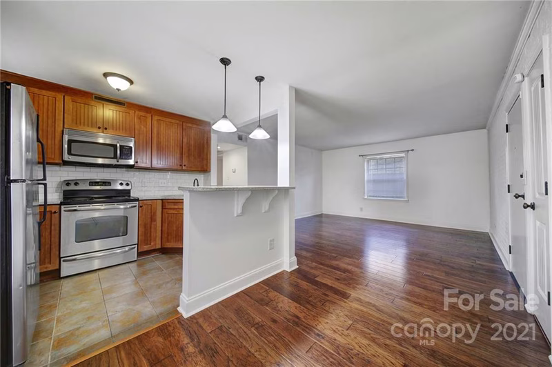 Property image 3 at 4911 Park Road, Charlotte, NC 28209