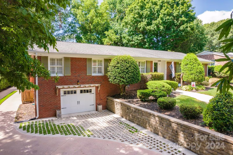 Property image 4 at 1131 Nottingham Drive, Gastonia, NC 28054