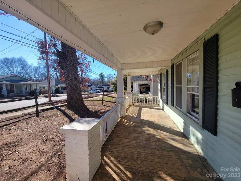 Property image 3 at 647 E Front Street, Statesville, NC 28677