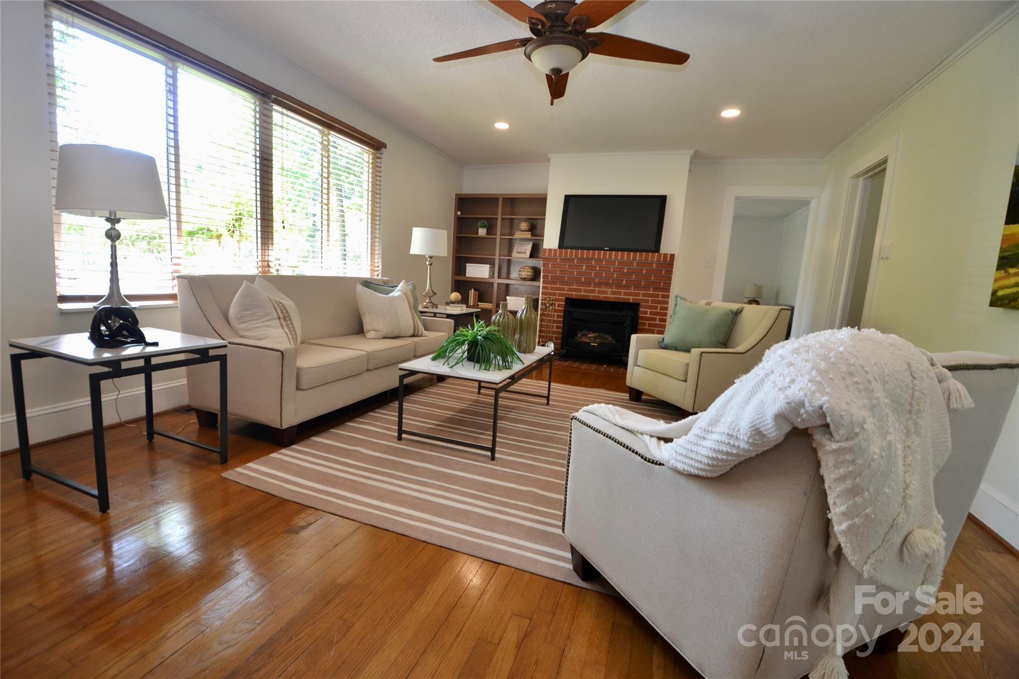 Property image 4 of 329 N Milford Drive in Milford Hills, Salisbury, NC 28144