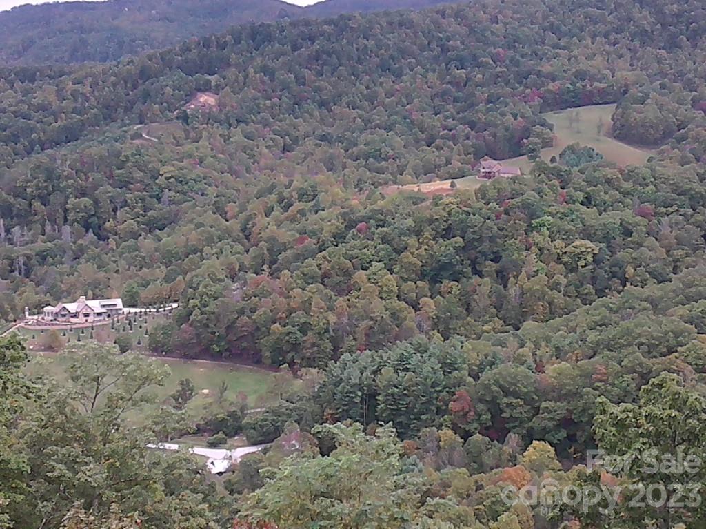 Property image 3 of 120 Songbird Court in Stoneridge Estates, Hendersonville, NC 28792