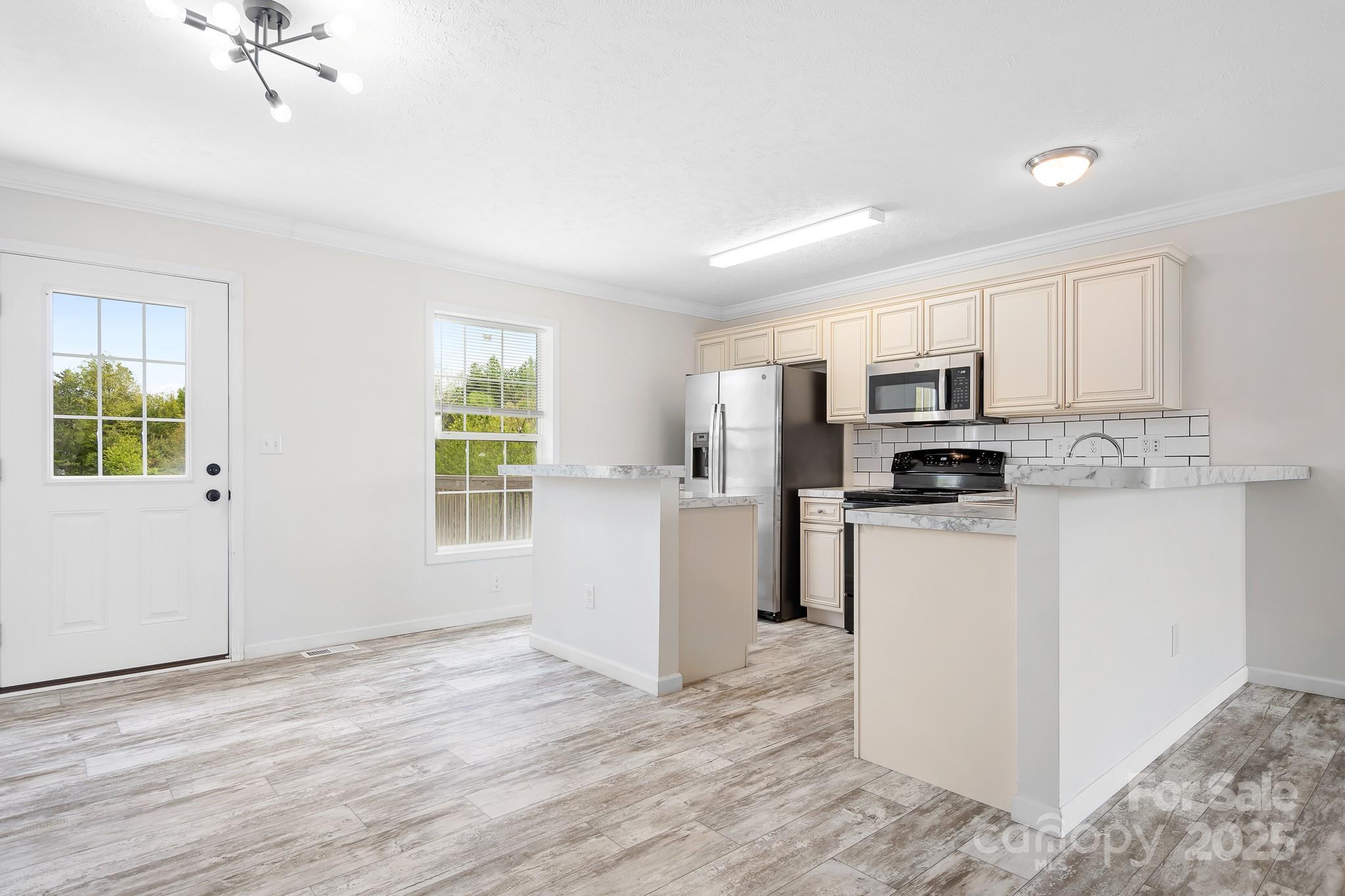 Property image 3 of 123 Pumice Drive in River Rock, Statesville, NC 28625