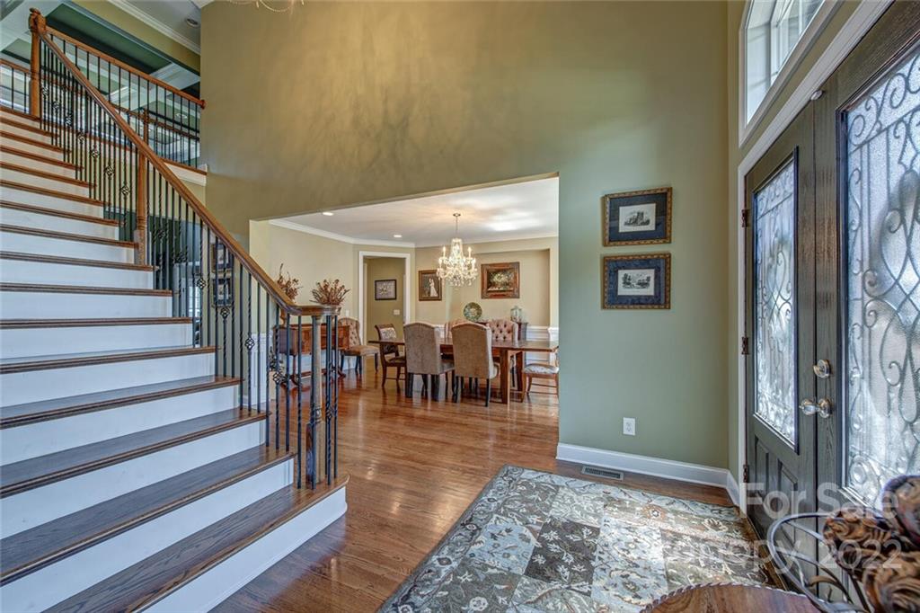 Property image 4 of 5432 Grayson Ridge Court in Cramer Woods, Gastonia, NC 28056