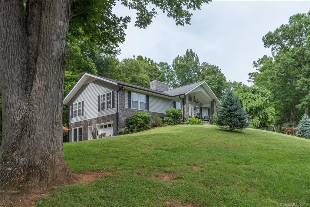 Property image 2 of 81 Lotawatah Drive in Hidden Valley Acres, Burnsville, NC 28714
