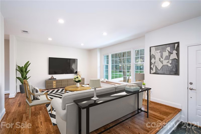 Property image 3 at 3101 Brookridge Lane, Charlotte, NC 28211
