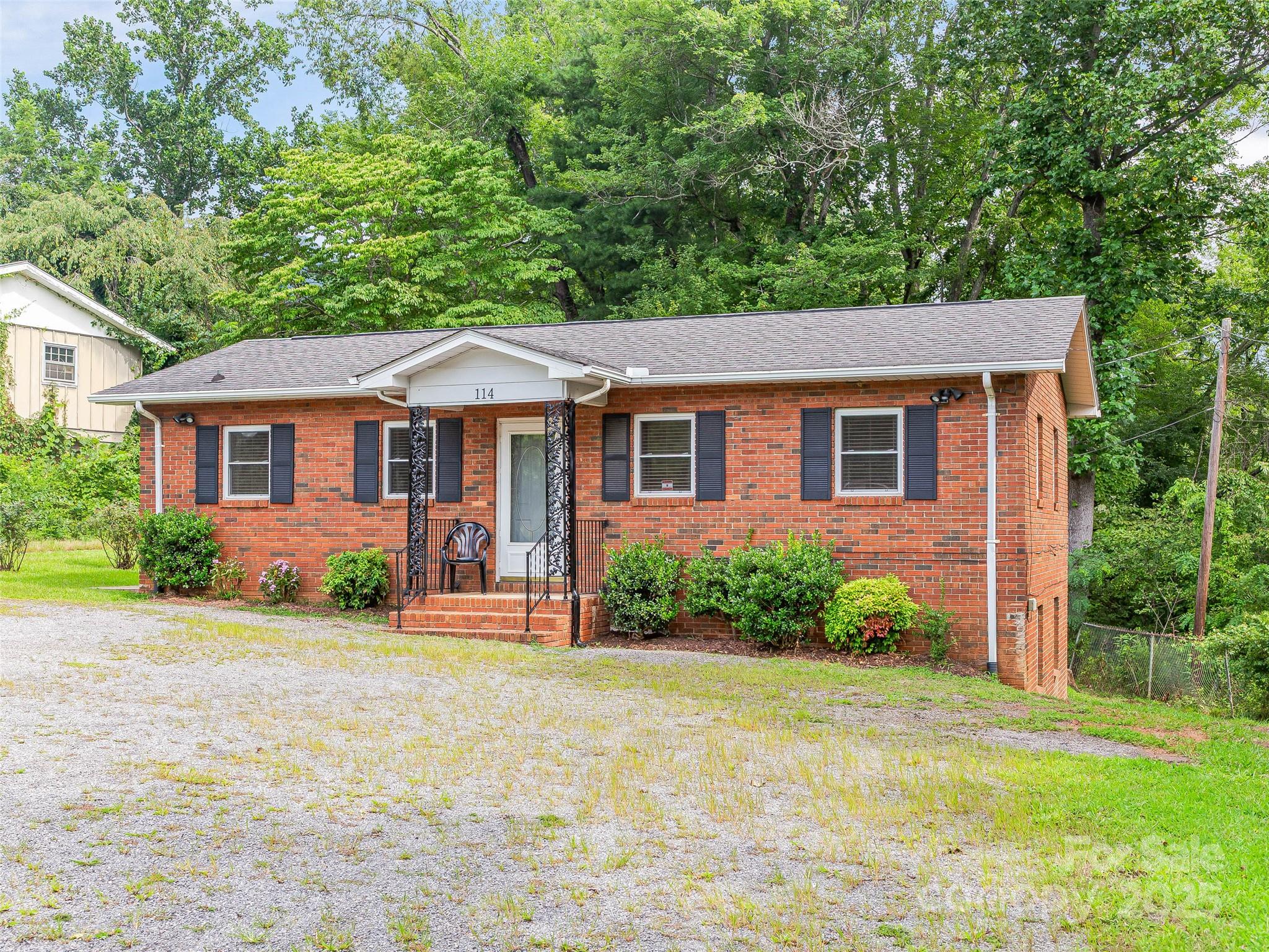 Property image 3 of 114 Marion Avenue in Grovemont, Swannanoa, NC 28778