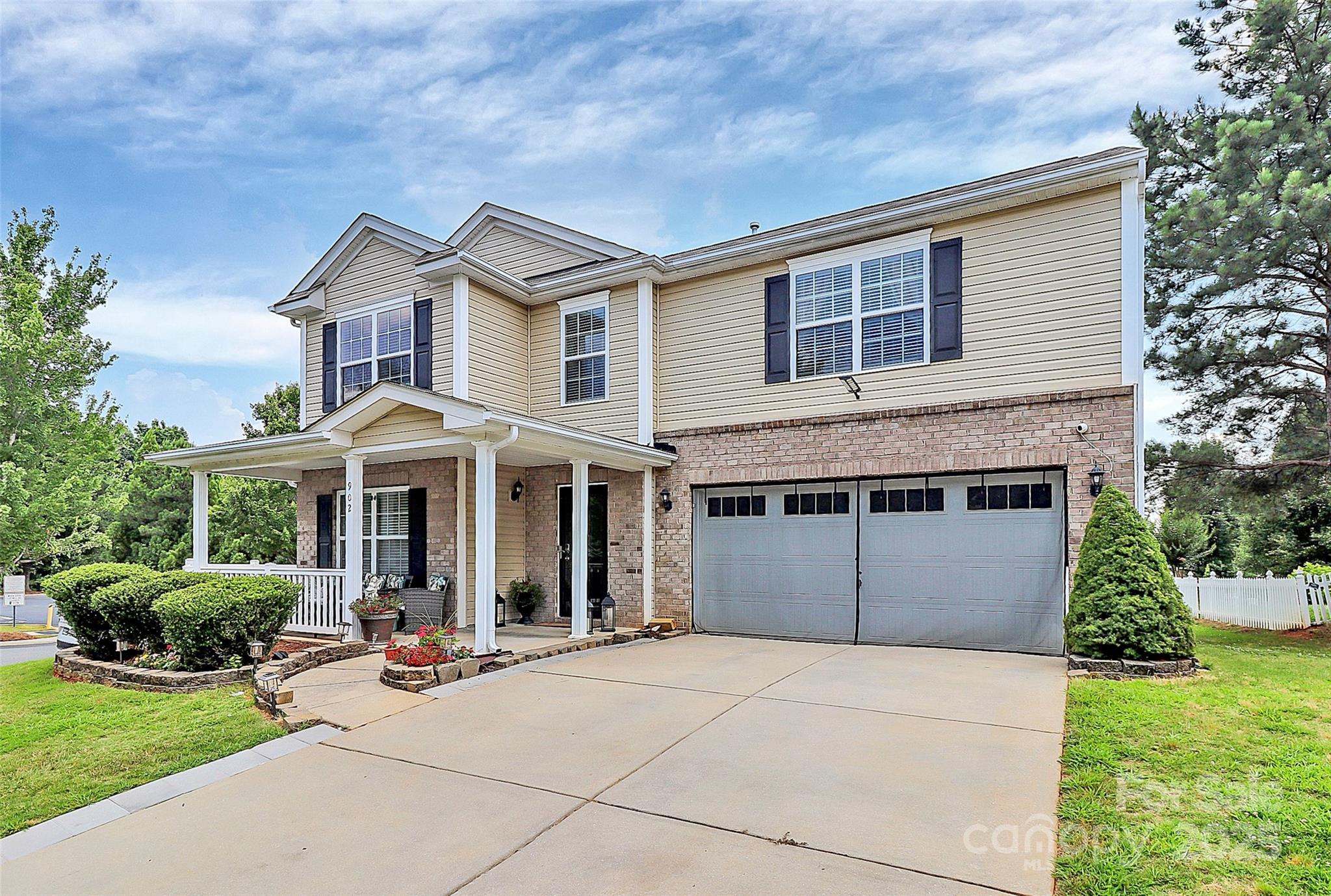 Property image 3 of 902 Silverberry Street in Willow Creek, Gastonia, NC 28054