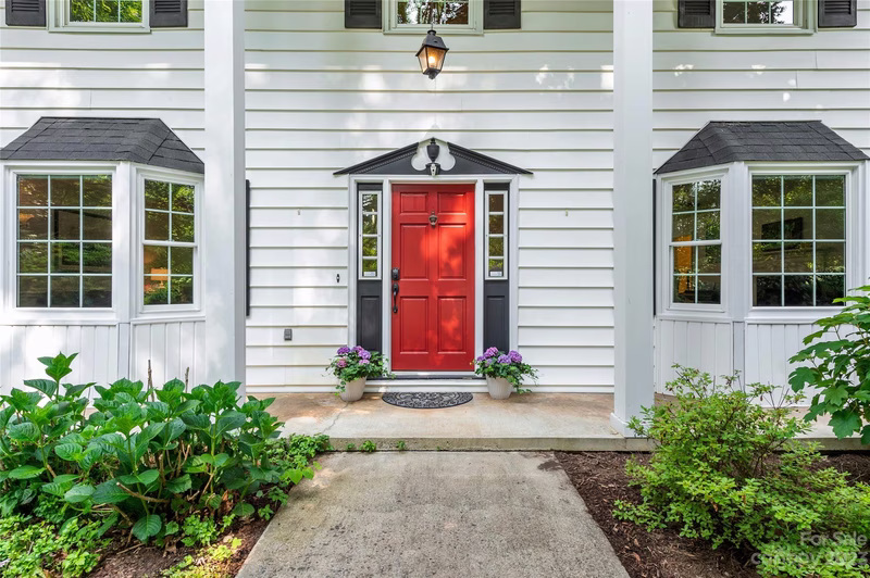 Property image 3 at 2364 Glenheath Drive, Hendersonville, NC 28791