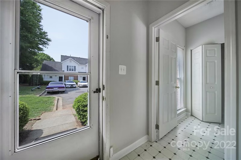 Property image 3 at 6438 Mallard View Lane, Charlotte, NC 28269