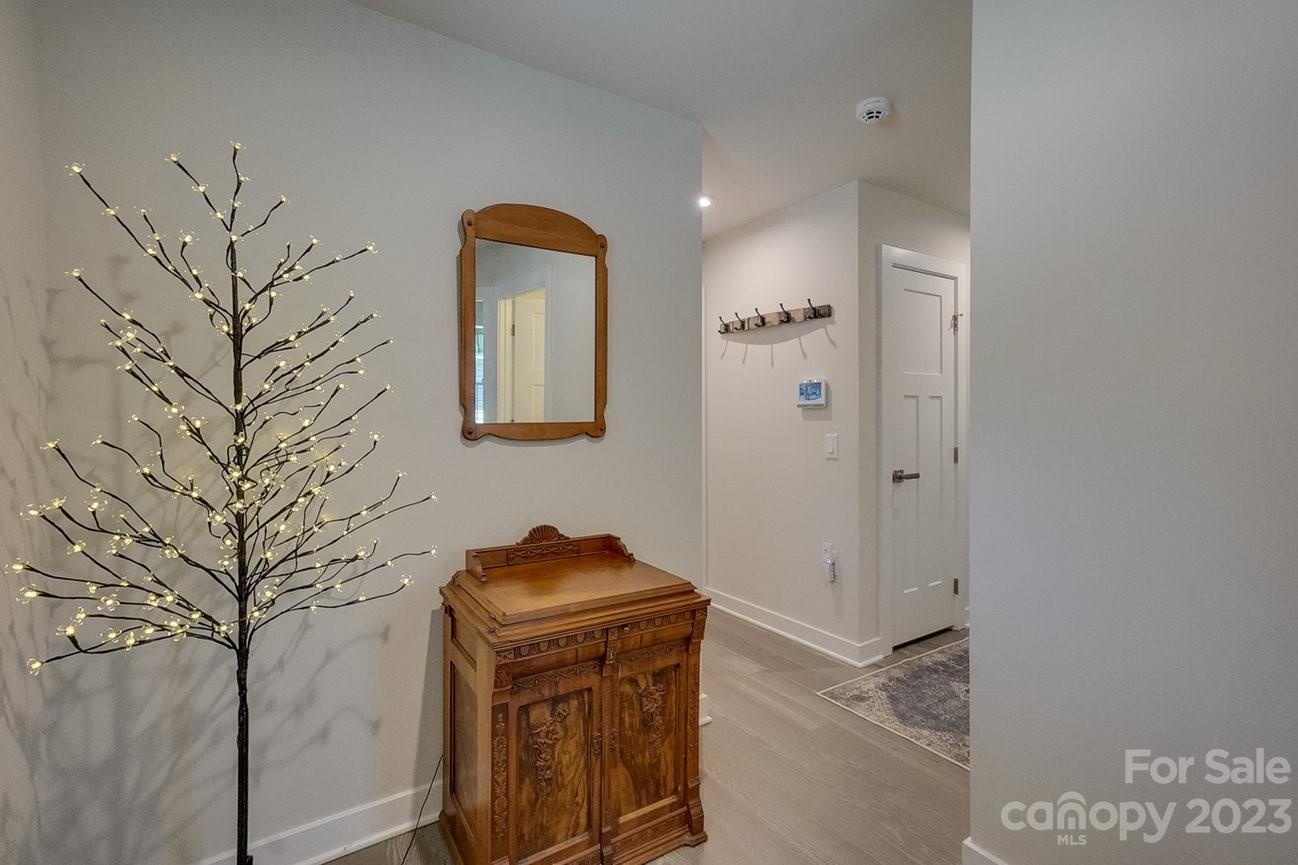 Property image 4 of 2103 Goldwood Drive in Woodgrove, Charlotte, NC 28215