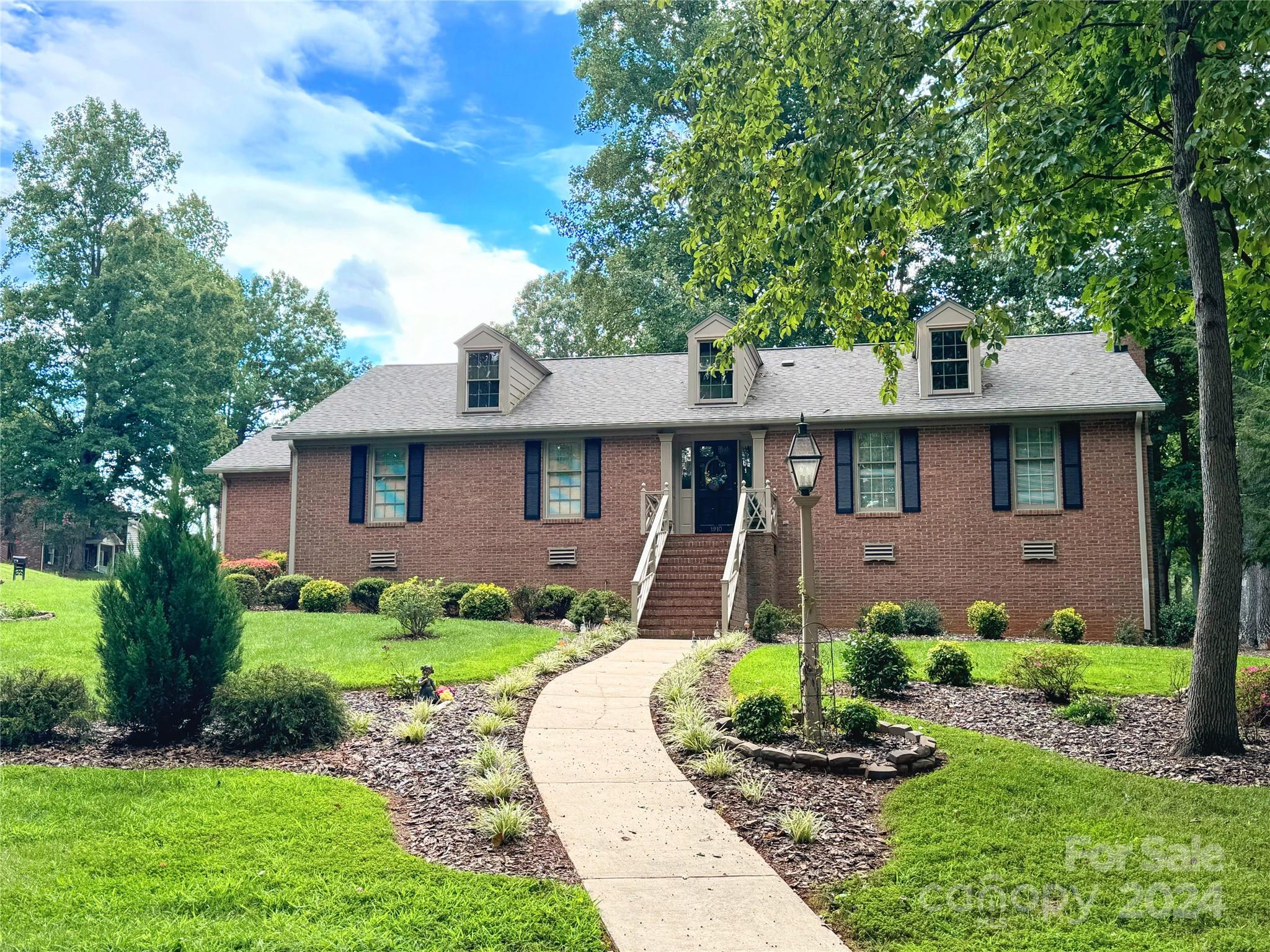 Property image 5 of 1910 Baker Court in Corbin Hills, Salisbury, NC 28146