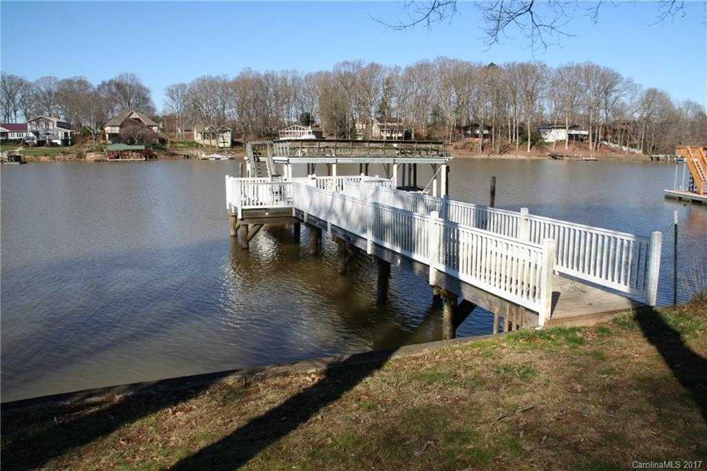 Property image 4 of 186 Allendale Circle in Allendale Point, Troutman, NC 28166