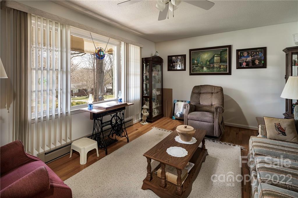 Property image 2 of 2309 Old Field Road in Southgate, Gastonia, NC 28056