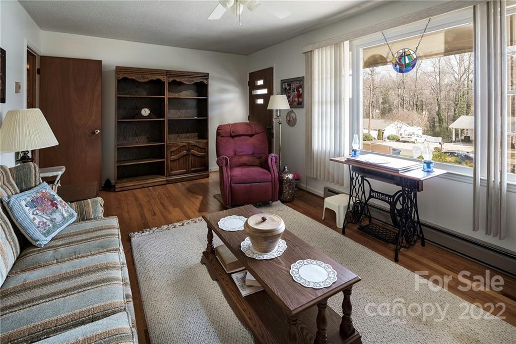 Property image 4 of 2309 Old Field Road in Southgate, Gastonia, NC 28056