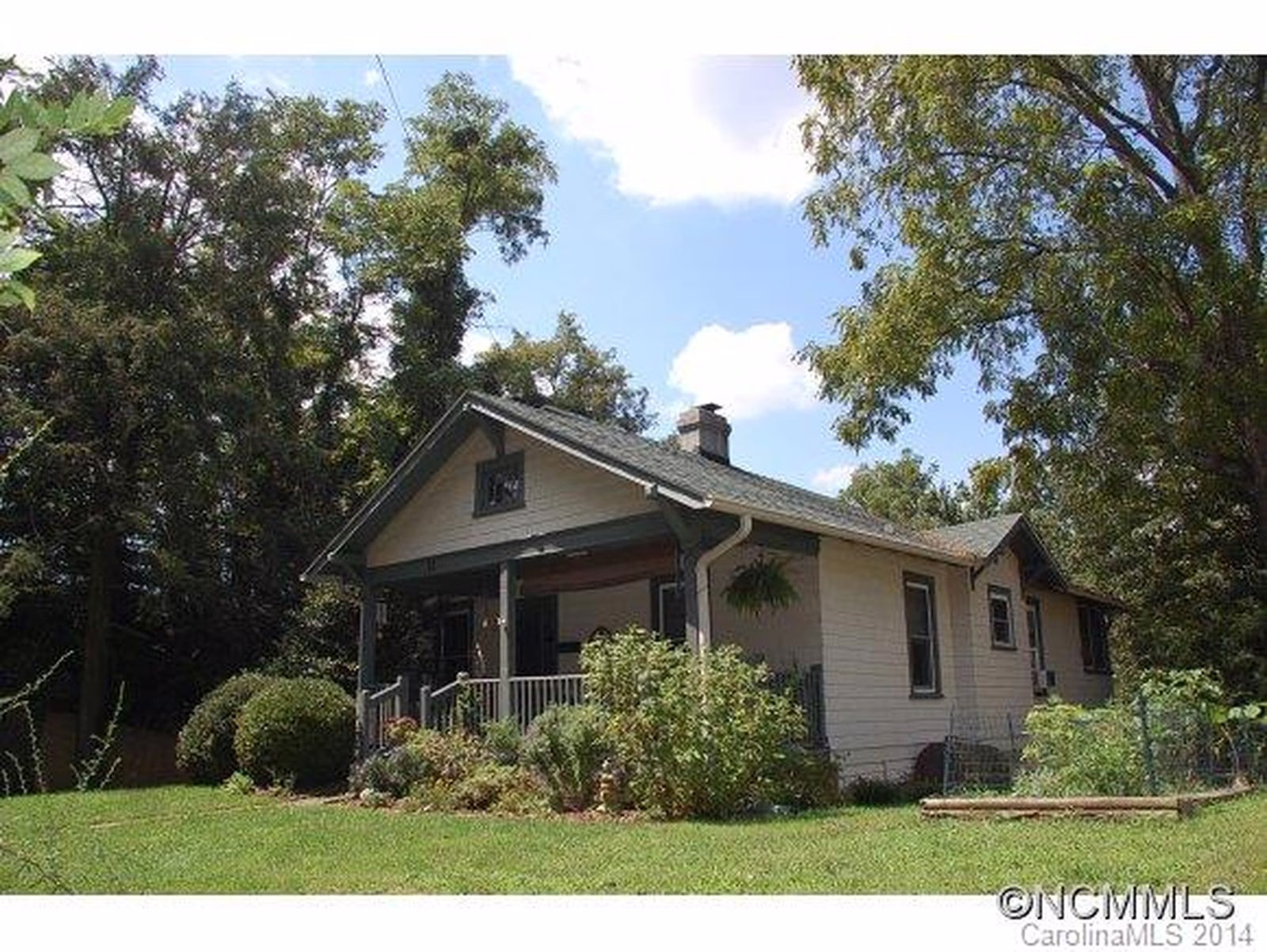 Property image 1 at 37 Hollywood Street, Asheville, NC 28801