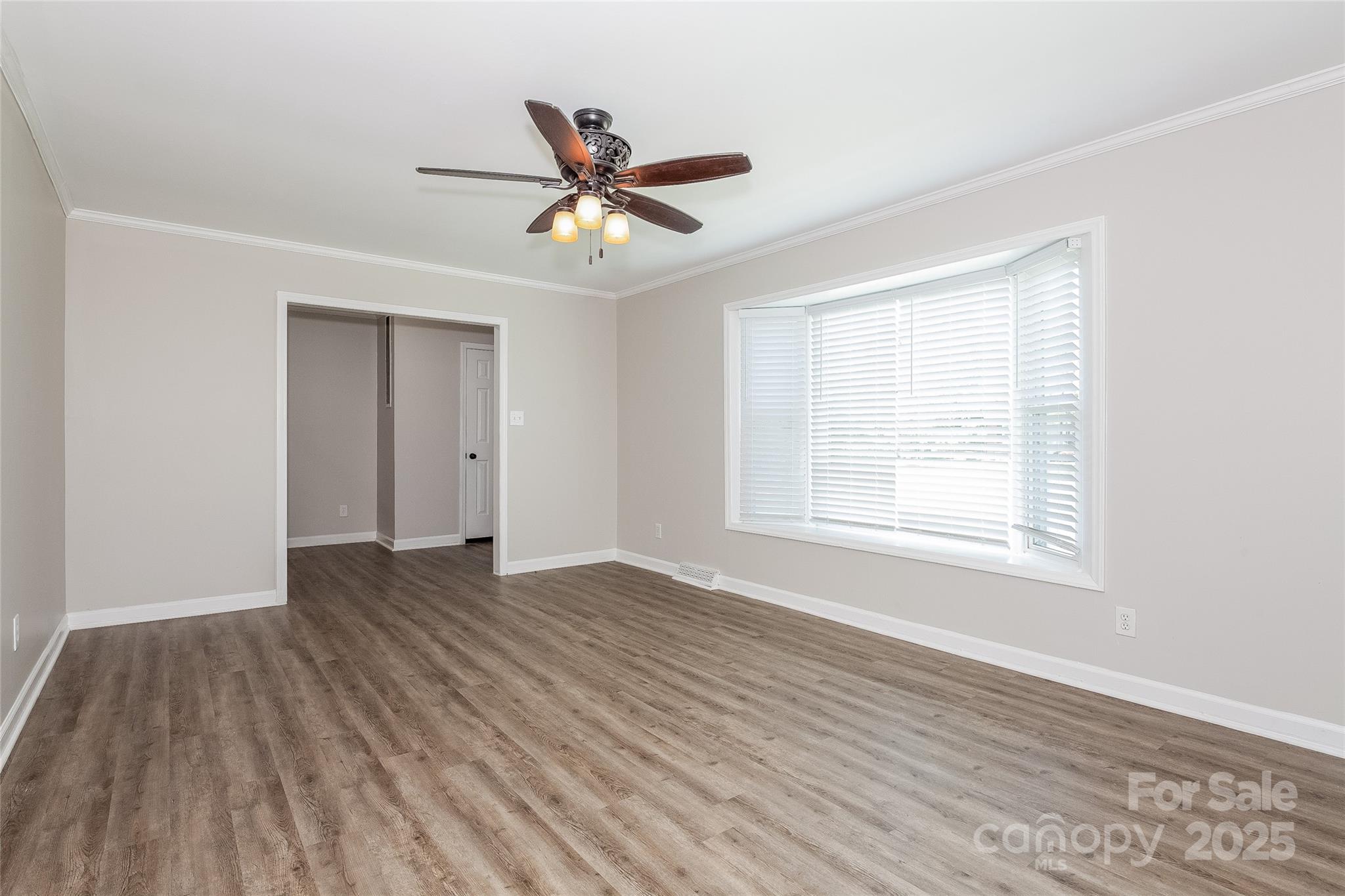 Property image 3 of 1637 Buckingham Avenue in Kingswood, Gastonia, NC 28054