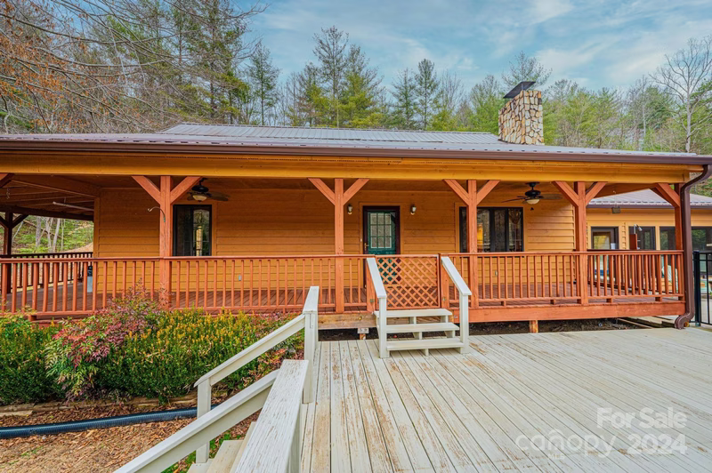 Property image 4 at 3707 Quinella Lane, Lenoir, NC 28645