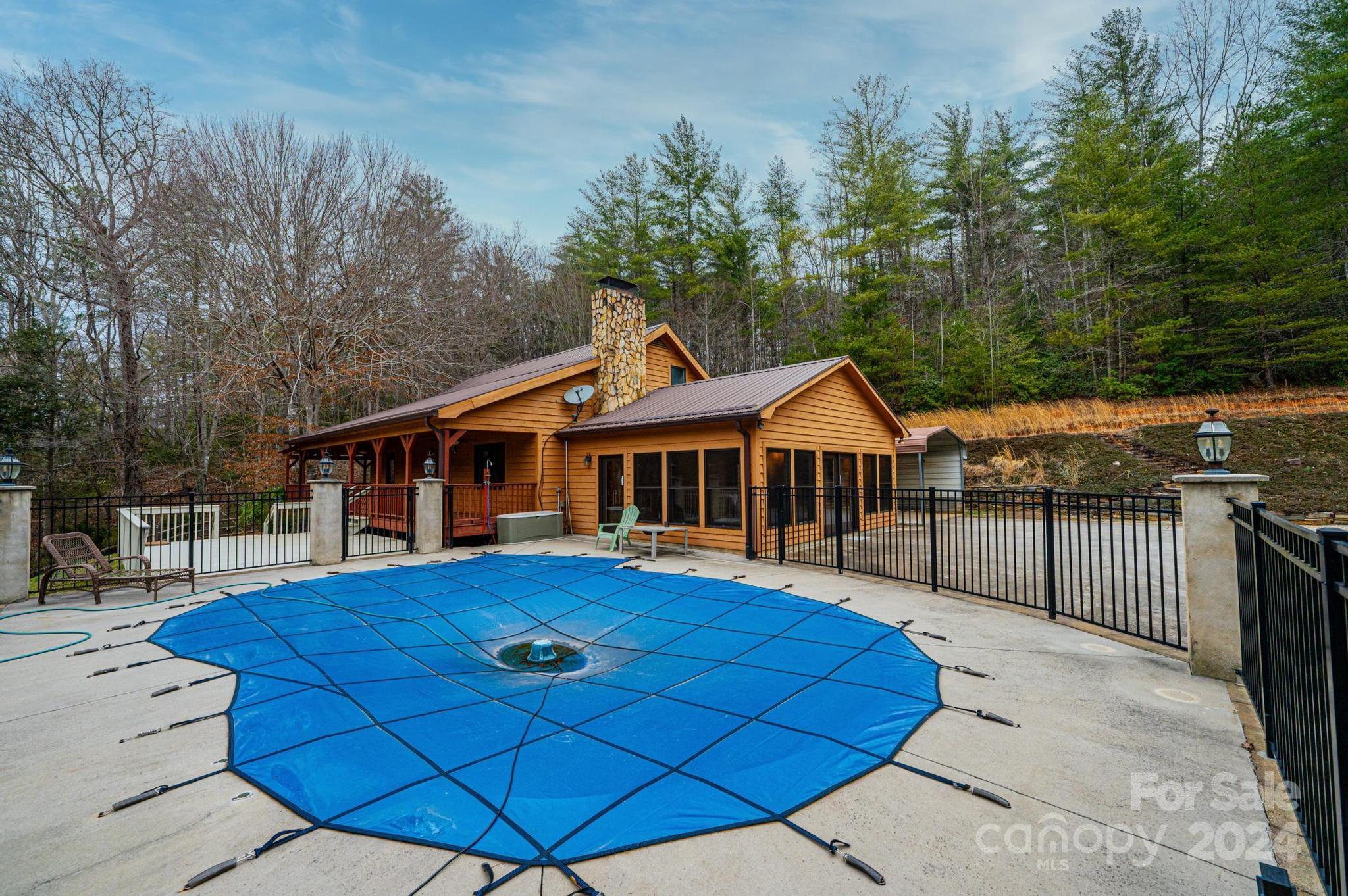 Property image 5 of 3707 Quinella Lane in Clover Hill Plantation, Lenoir, NC 28645